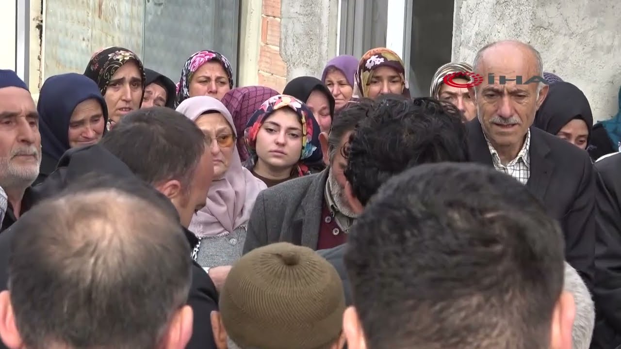 Motosiklet kazasında hayatını kaybeden liselilere gözyaşı