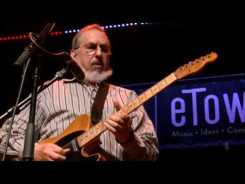 The David Bromberg Quintet - Why Do People Act Like That (eTown webisode #1123)