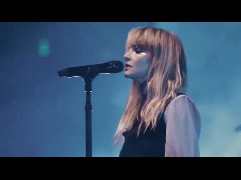 CHVRCHES Violent Delights - Live Performance