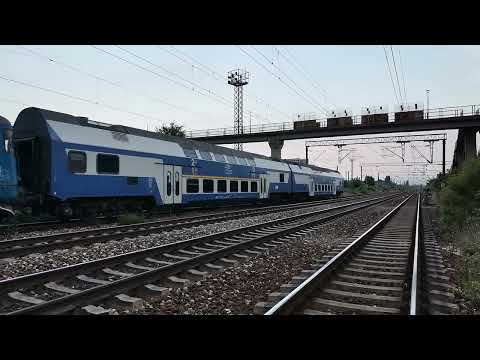 DA 733 (Depoul Ploiești) pleacă cu trenul R 7037 din Halta Carpați.