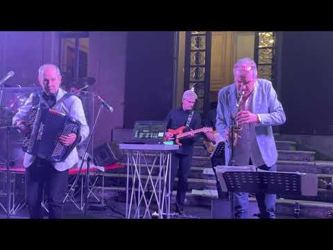 Orchestra TIZIANO GHINAZZI - QUATTRO SOLDI DI MALINCONIA valzer per sax. Musica di Iller Pattacini.