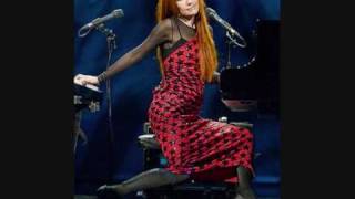 Tori Amos - Welcome To England (Live &amp; Solo - London, England)