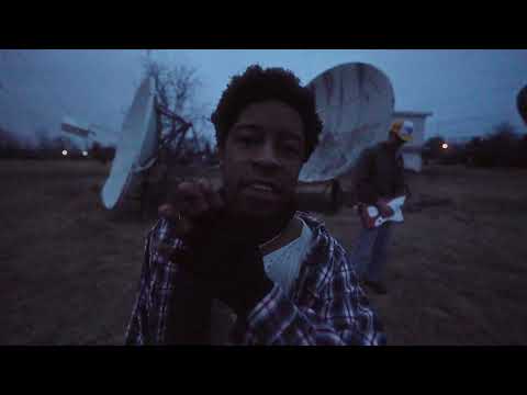 KennyHoopla - NORTHERN LIGHTS// (Official Music Video)