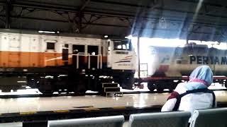 preview picture of video 'Kereta Api pertamina CC 206 1359'