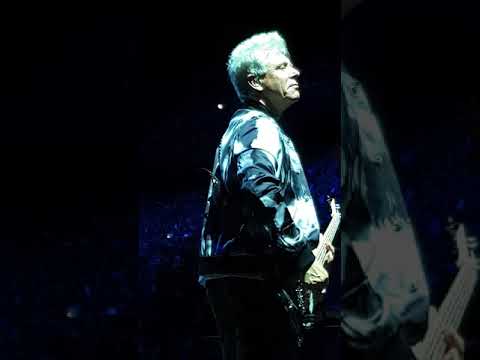 U2 Paris 2018_09_12 Adam Clayton