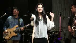 Raisa with BLP - Could It Be @ Mostly Jazz 12/07/12 [HD]
