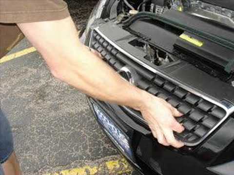 Grill install video for an Nissan Altima