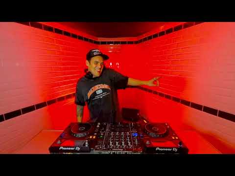 MEDDY SASS / 128 BPM - 028 BASS STATION