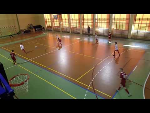 Mecz UKS Jastrząb Głowaczów  z Orlikiem Dęblin 2005 28 01 2017