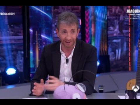 Pablo Motos se arranca con estas palabras en 'El Hormiguero' y hasta su equipo se sorprende