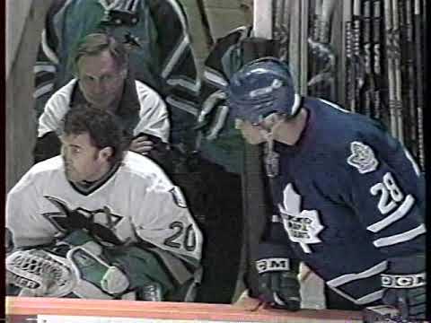 Todd Ewen squirts Tie Domi with water bottle - Mar 26, 1997