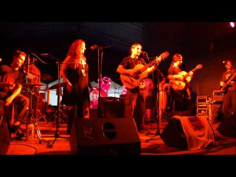 Manolito's Band - El Tren (Berga, Punk Al Bosc, 21/07/2012)