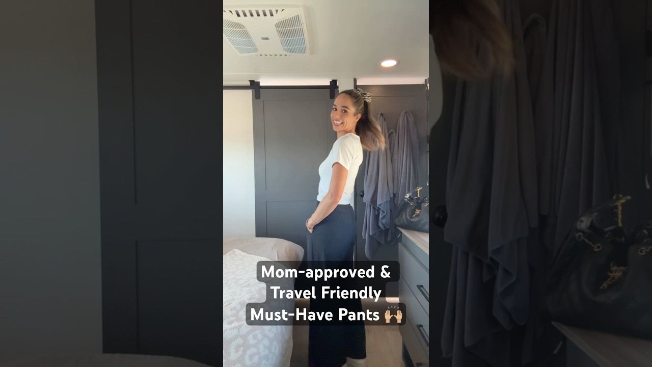 Lightweight & Ultra Comfy Lounge Pants! Link to shop: https://liketk.it/5kFZ2 #ootd #travelstyle