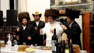משתה היין בחצר הקודש ביאלה ב"ב בירושלים