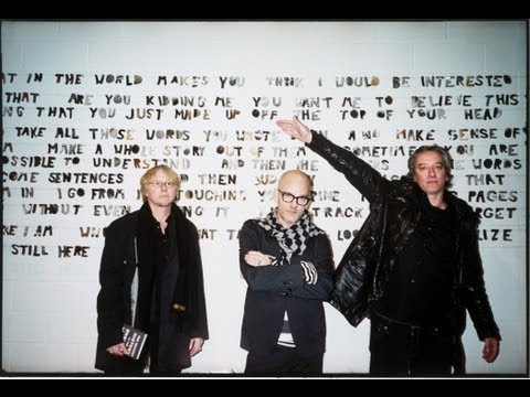 R.E.M. Breaks Up After 31 Years