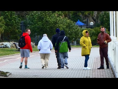 ГЕЛЕНДЖИК. ЛЮДИ В ШОРТАХ И ШАПКАХ. ПОГОДА 18.12.2021