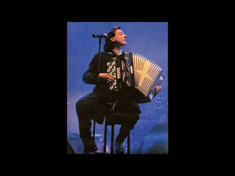 Club For Five - Surun pyyhit silmistäni (Official Music Video)