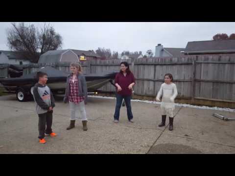 Teachin Jenn to dance 😋