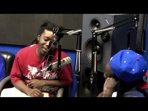 Gold Ru$h & Raw&Real Do a interview at FAU radio with Stiches and bust new singles
