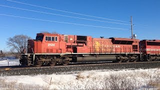 preview picture of video 'CP 9134 with SOO 6044 trailing in South Haven, MN.'
