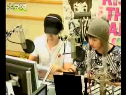 100406 [8/12] Sukira Full Bora - Donghae and Eunhyuk