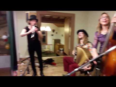 Dancing with the London Klezmer Quartet 2