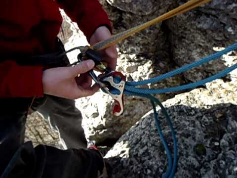 Abseilen mit dem neuen Mammut Smart Alpine