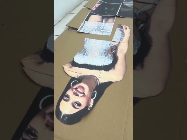 Vídeo relacionado con Drew Fuller - Figura de cartón recortado (tamaño real o tamaño pequeño) Mini recorte.