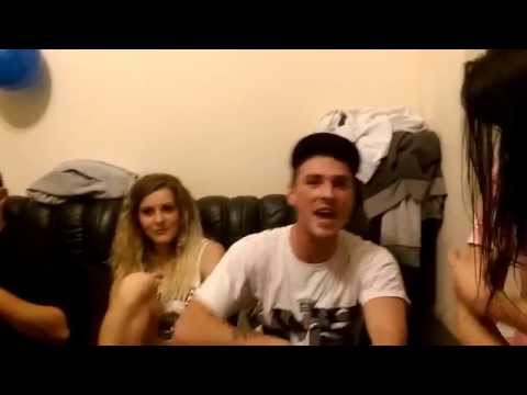 Pajak WMP- #Hot16challenge