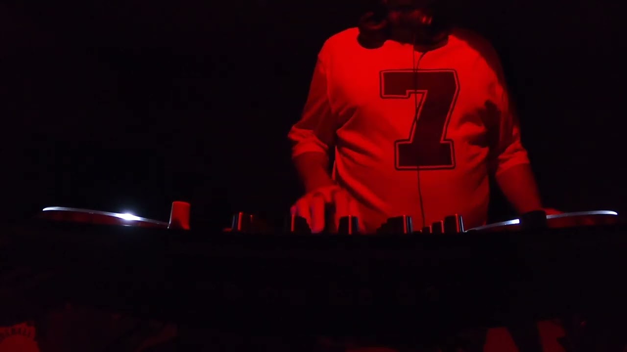 Promotional video thumbnail 1 for DJ Chris Charles