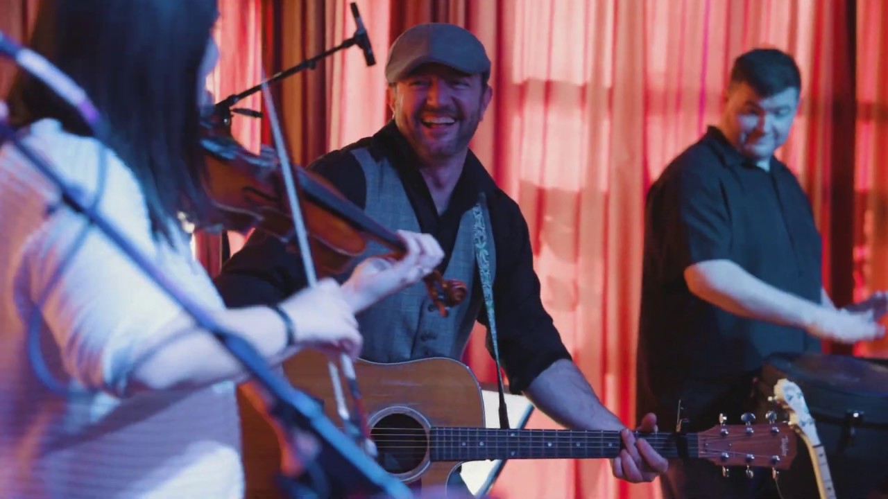 Promotional video thumbnail 1 for Gleeson Irish Trio