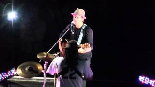 Jason Mraz with Toca on small stage  - After an Afternoon  - Live At Ziggo Dome Amsterdam