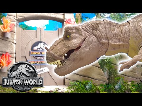 Can Darius Escape the Hungry T-Rex?! 😱🦖 | Jurassic World | Mattel Action!