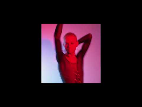 premiere | Mala Ika - Es Regnet Ueberall (Musumeci Remix) | DESSERT