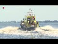 Hulpdiensten spoeden zich naar crashlocatie vliegtuigje in Zwarte Meer