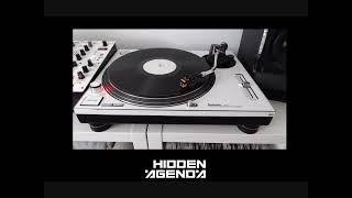 Roland K - Kisses