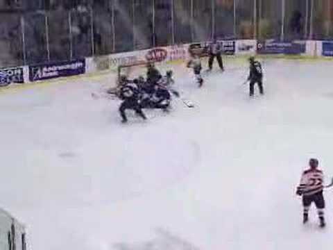 Jonathan Bernier nice save