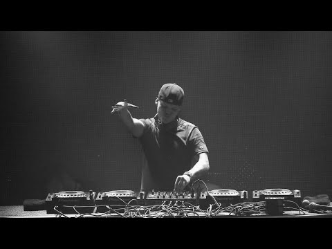 AVICII, Florence + The Machine - Sunshine vs Spectrum (Avicii Mashup - Tribute)