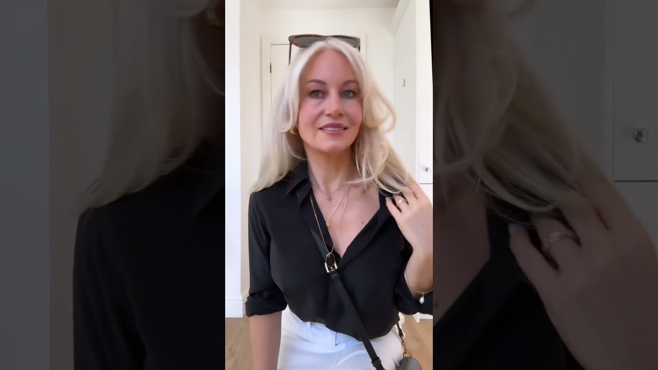 #STYLEOVER50 Love my denim maxi skirt from Anthropologie! It can be worn is so many ways! #denimmaxi