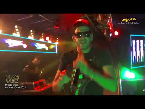 Tiburón Valdez en vivo Bigote disco 10/10/2021 Catamarca, Argentina