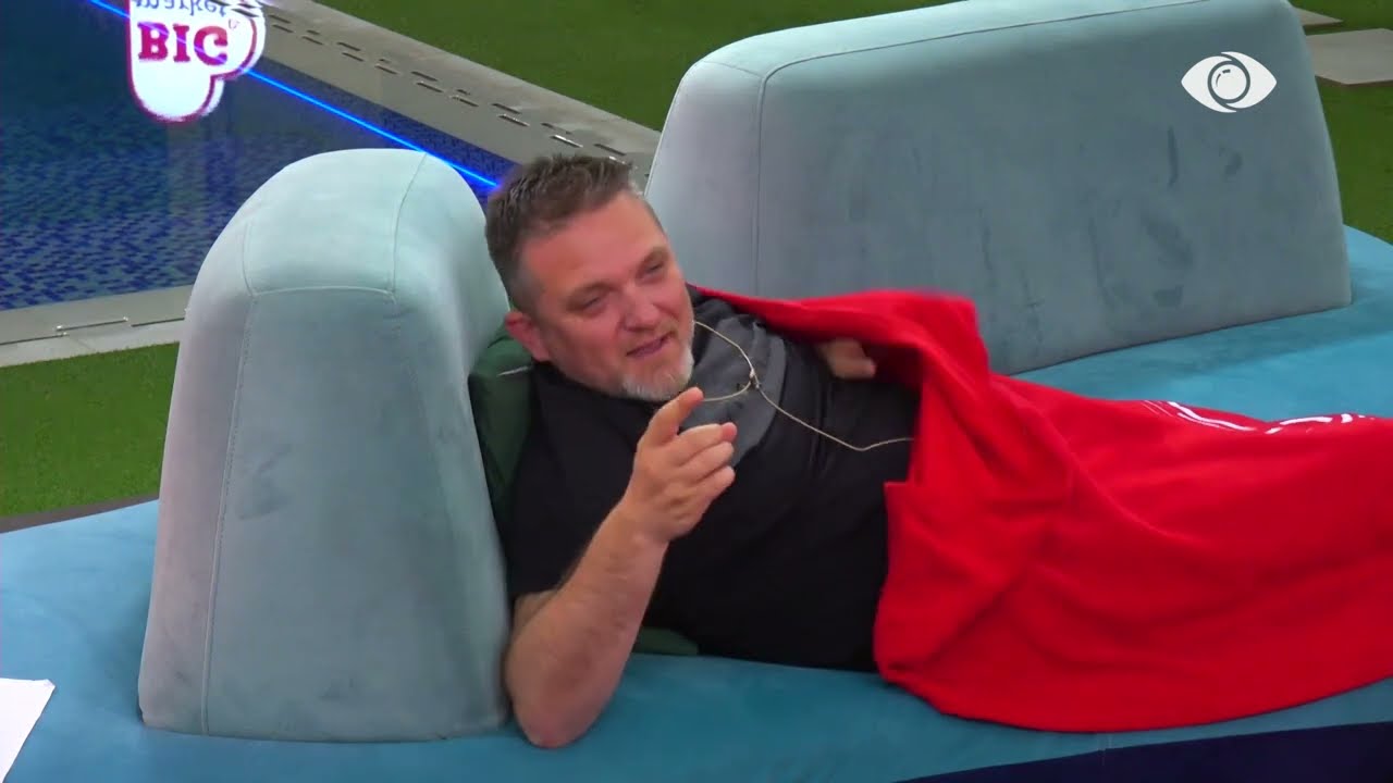 “Egla nuk del, ka dy gjelat…”/ Juli-Rikes: Juve s’ju llogarit, ju merr si lodër