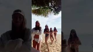 Mayeth tiktok short be like...