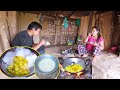 Potato gravy & rice at lunch || Nepali village food enjoying@AloneAdhirajnepal