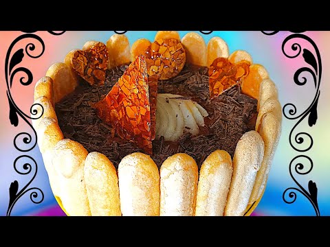 Recette Charlotte chocolat, poire et nougatine