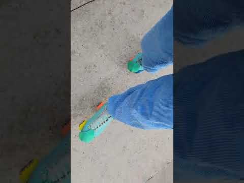 Estro Jen 101A Bowl Bombers test w/ Moxi Lolly; Superfly Sweet 16s Bearings; & Wildbones Skull Stops