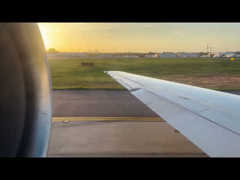 Delta Airlines Boeing 717-2BD [N944AT] Roaring Takeoff Charlotte CLT