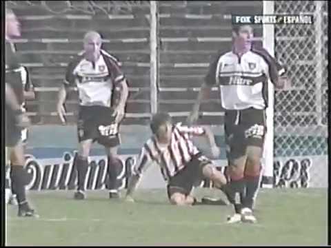 Chacarita Juniors vs Estudiantes de la Plata 2004 - Resumen.