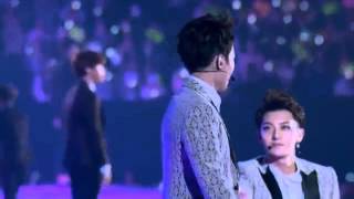 [11] EXO - Love , Love , Love (Rearranged) [Present in The Lost Planet Concert]