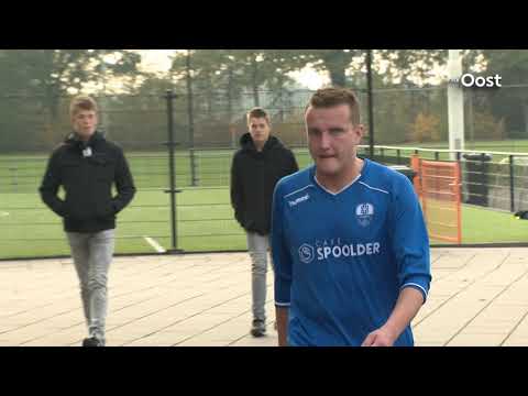 Velthuis beslist met hattrick topper en burenruzie tussen Hoeve en Bentelo