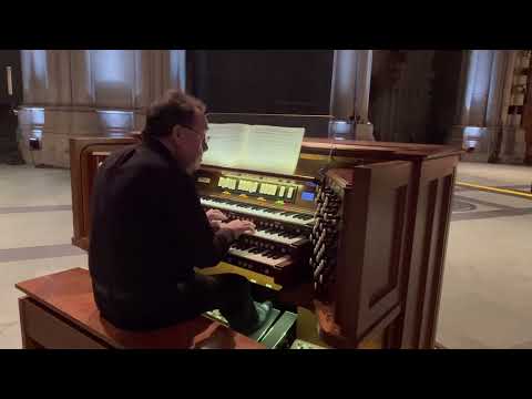 Prelude and Fugue in E major, BWV 566 - J S Bach. David Briggs: Cathedral of St John the Divine, NYC